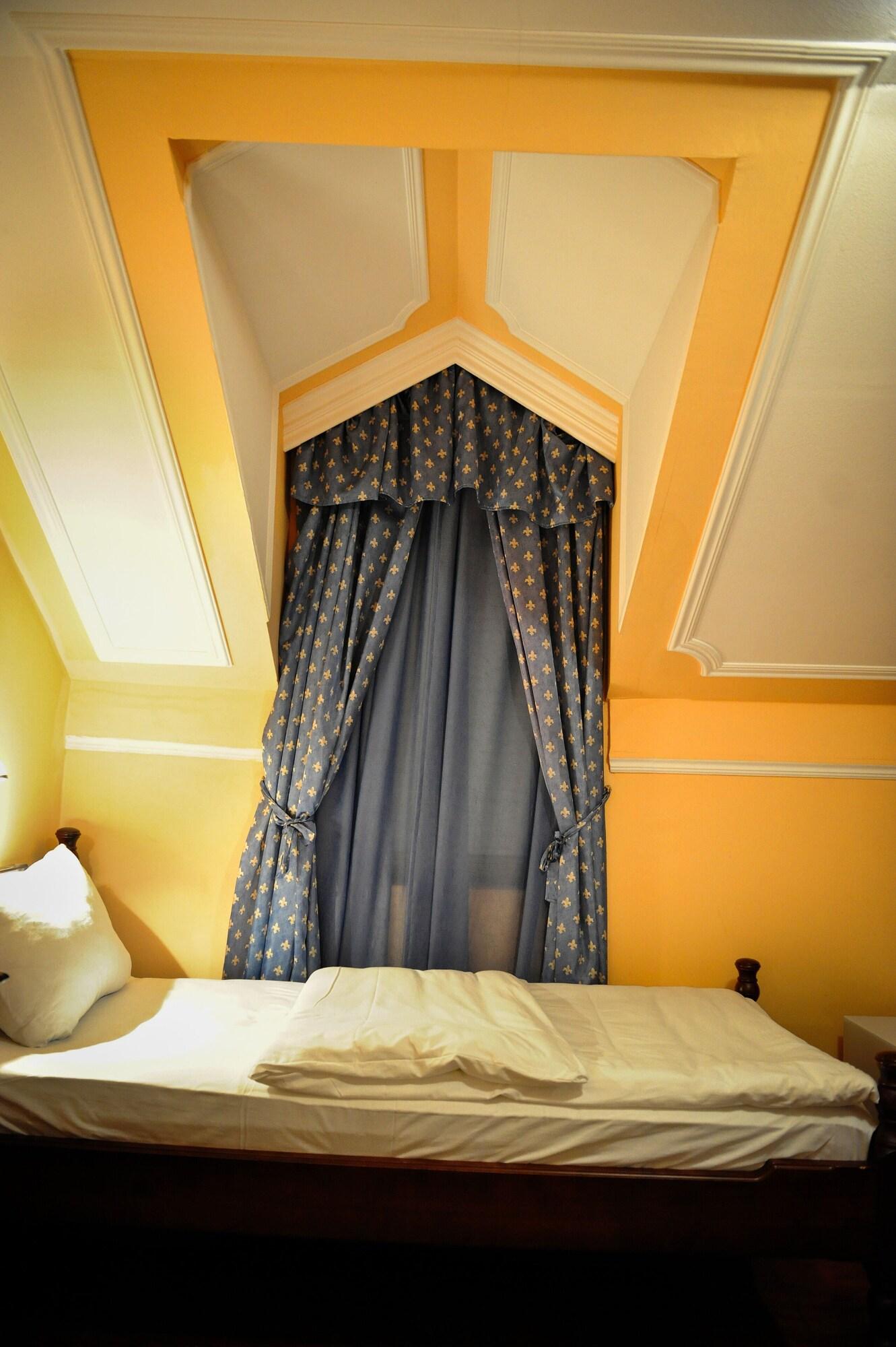 פודגוריצה Hotel Evropa מראה חיצוני תמונה